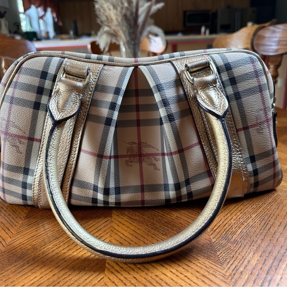 Burberry Haymarket Check PVC Leather with Gold Accents & COA - Picture 10 of 10